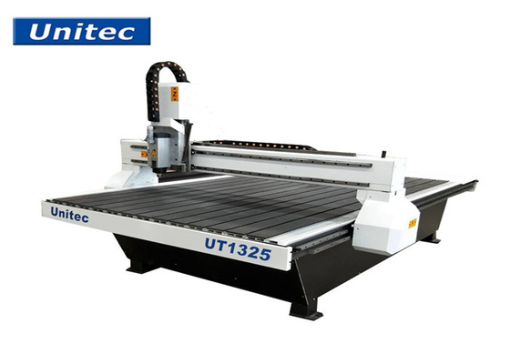 18000rpm 600 x 900mm Unitec UT1325 เครื่อง CNC ไม้ 3D
